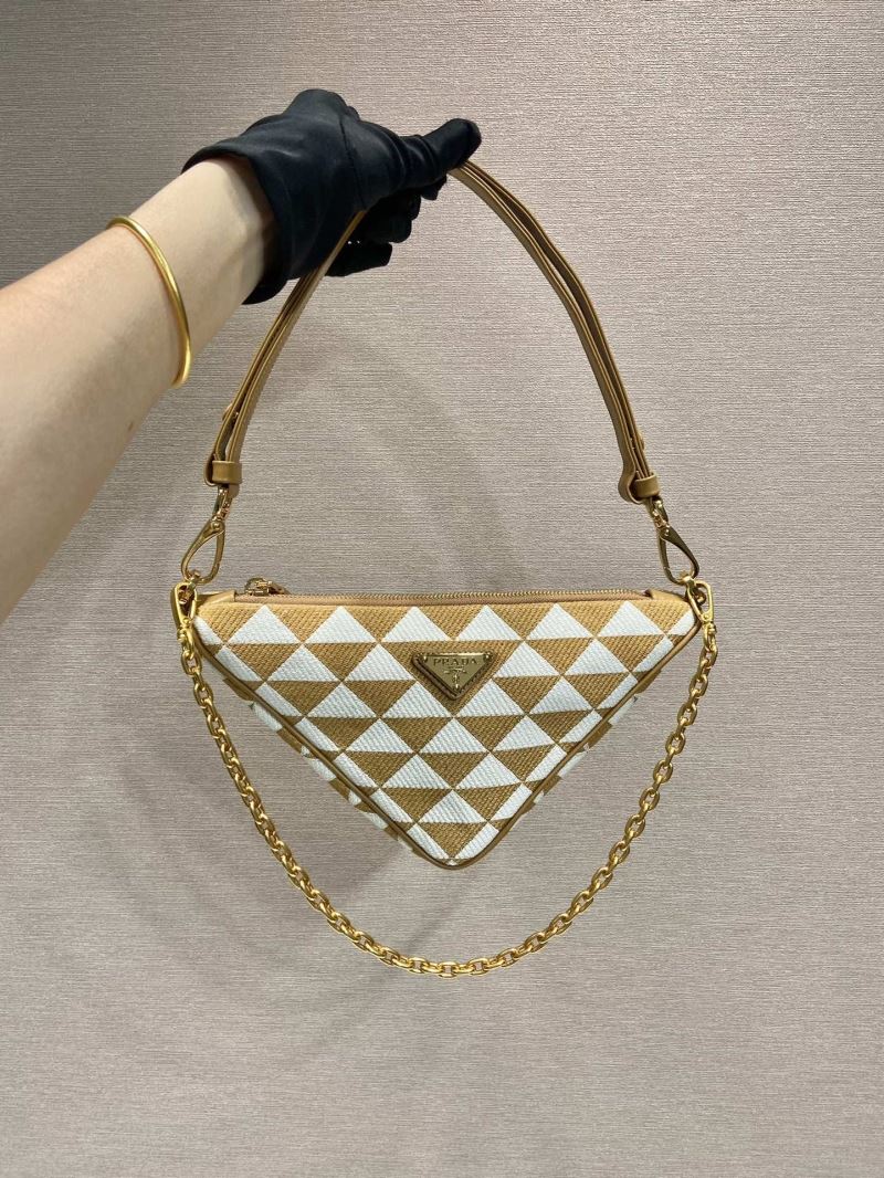 Pra*a triangle pouch